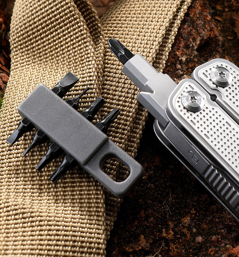 25 in 1 outdoor folding knife with pliers for field emergency diy industrial equipment customizable oem support